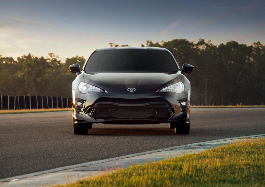  Toyota GT 86 TRD Special Edition 2018 года  (NA) (фото 28 из 40)